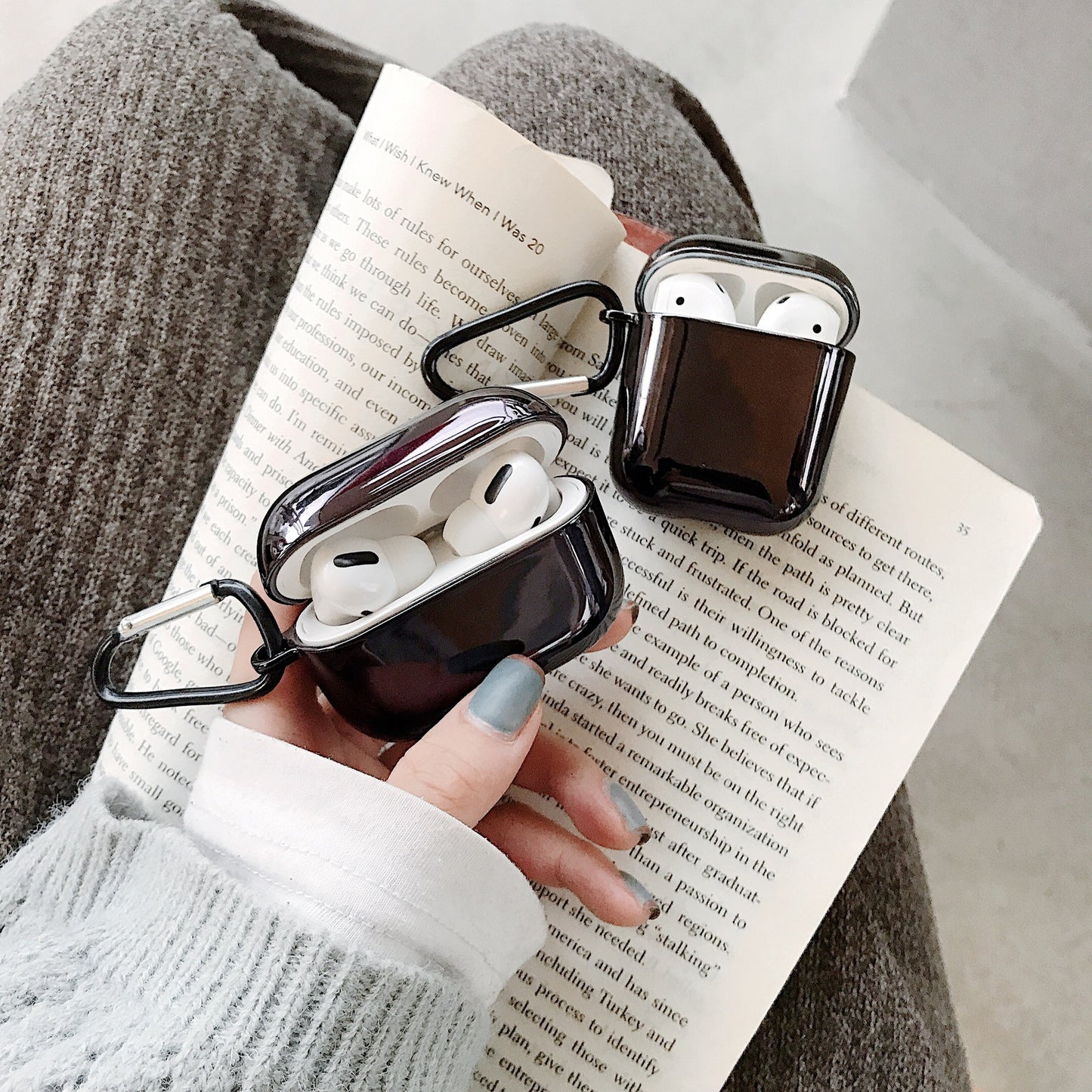 Compatible with Apple, Mirrored earphone box